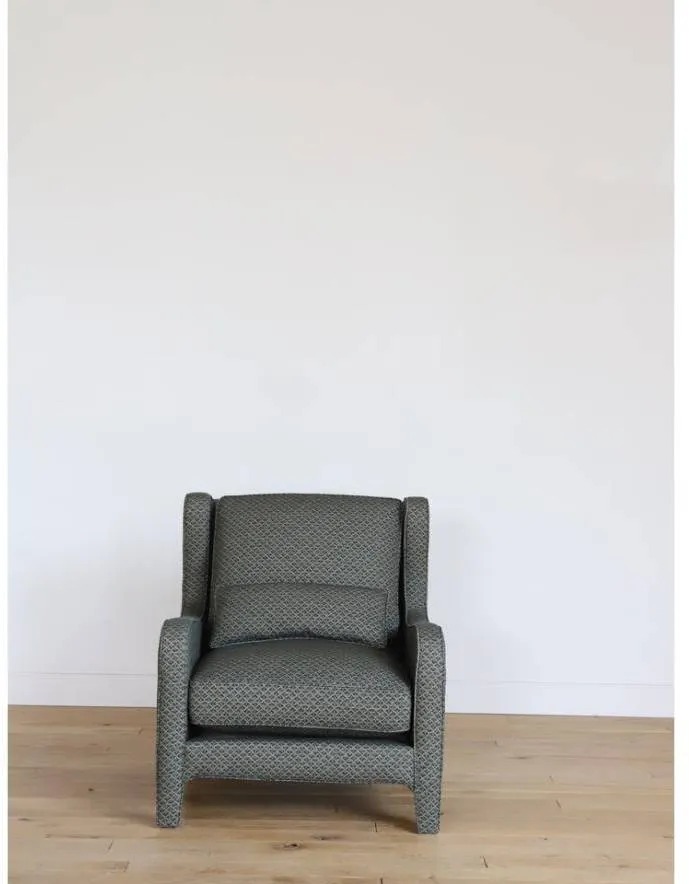 Muriel Chair COM (2)